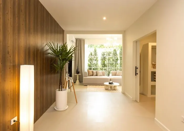 3 Bedrooms For 5 Guests In The Heart Of Sathorn