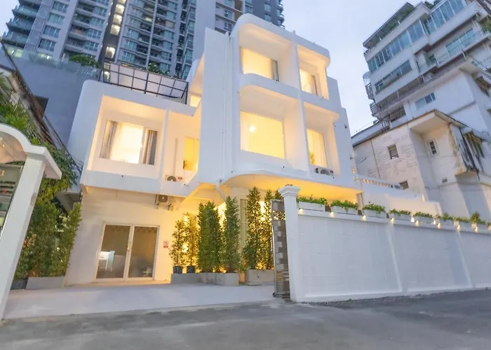 3 Bedrooms For 5 Guests In The Heart Of Sathorn *