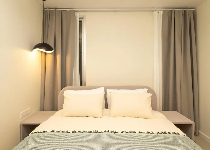 3 Bedrooms For 5 Guests In The Heart Of Sathorn *