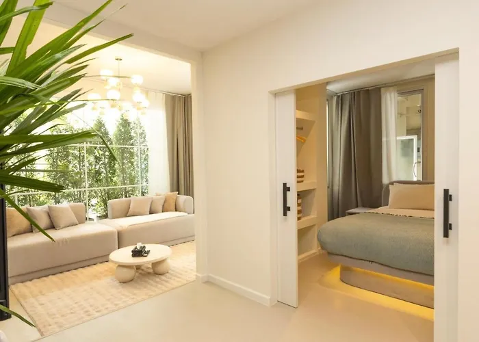 Apartment 3 Bedrooms For 5 Guests In The Heart Of Sathorn