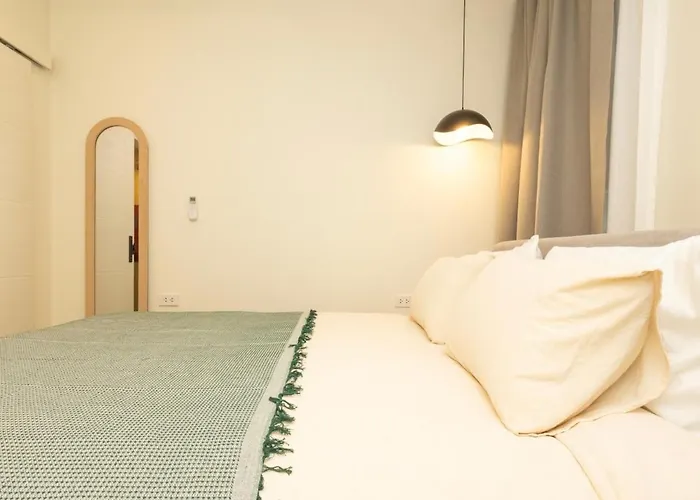 3 Bedrooms For 5 Guests In The Heart Of Sathorn