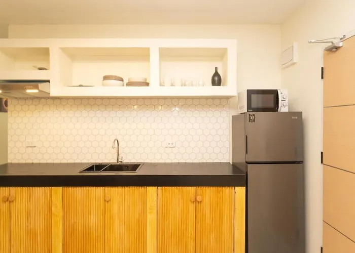 Apartment 3 Bedrooms For 5 Guests In The Heart Of Sathorn *